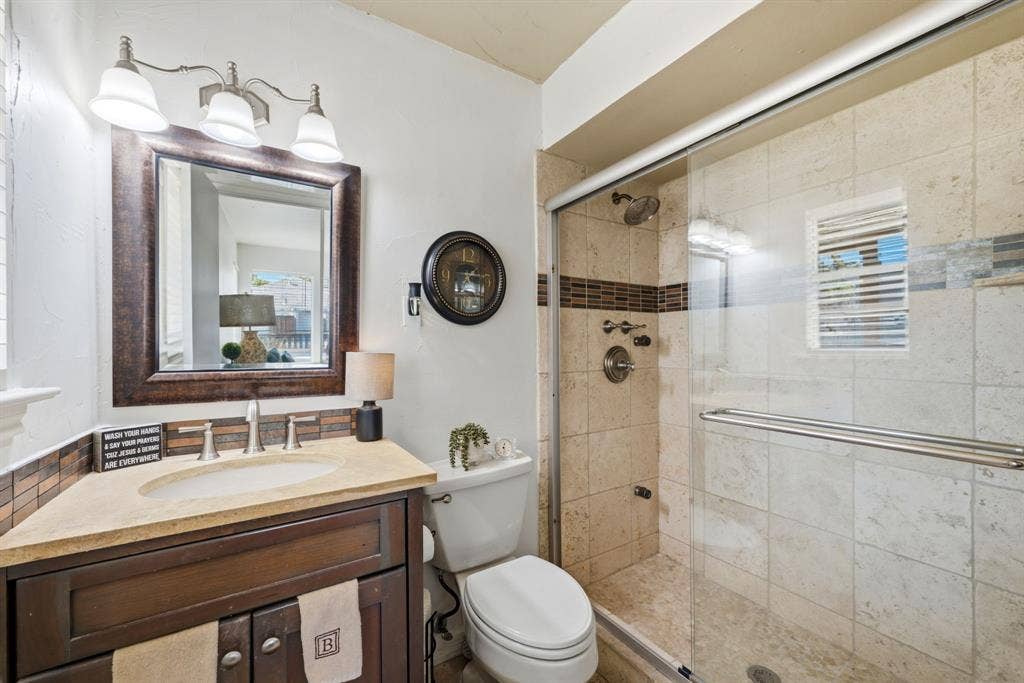 601 Winchester Drive, Richardson, TX 75080 601 Winchester Drive, Richardson, TX 75080