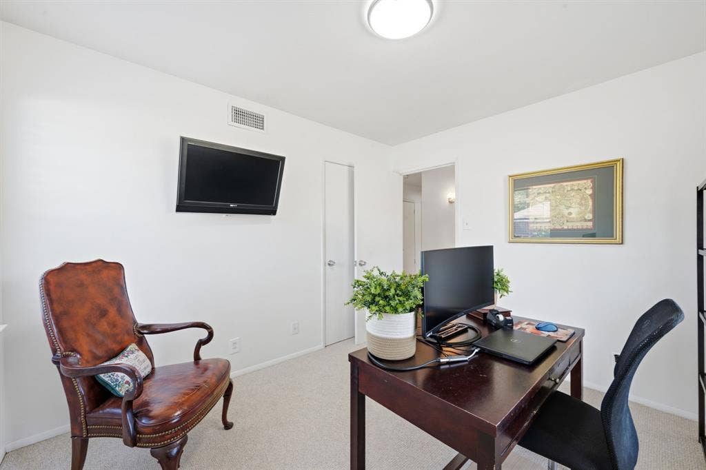 601 Winchester Drive, Richardson, TX 75080 601 Winchester Drive, Richardson, TX 75080