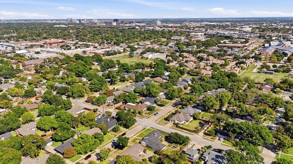 601 Winchester Drive, Richardson, TX 75080 601 Winchester Drive, Richardson, TX 75080