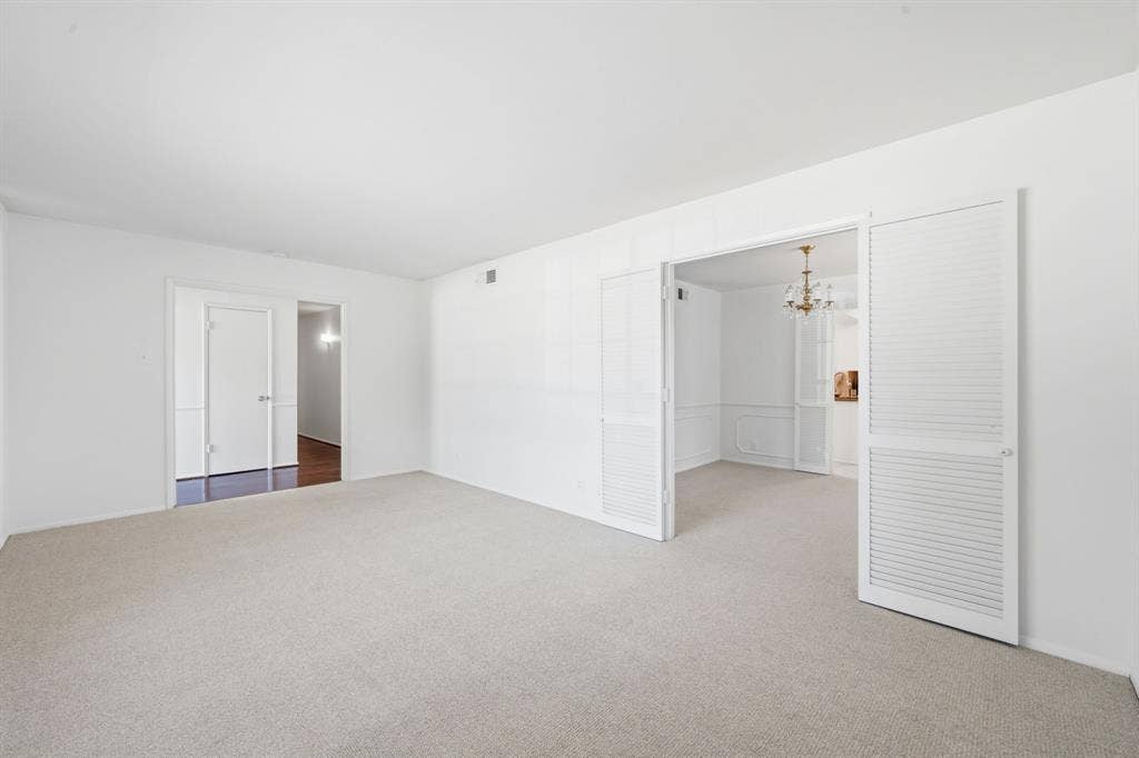 601 Winchester Drive, Richardson, TX 75080 601 Winchester Drive, Richardson, TX 75080