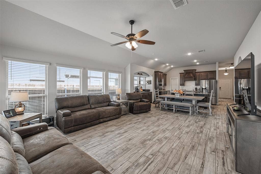 4112 Cerulean Circle, Royse City, TX 75189