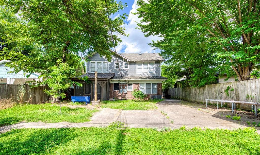 413 N Winnetka Avenue, Dallas, TX 75208 413 N Winnetka Avenue, Dallas, TX 75208