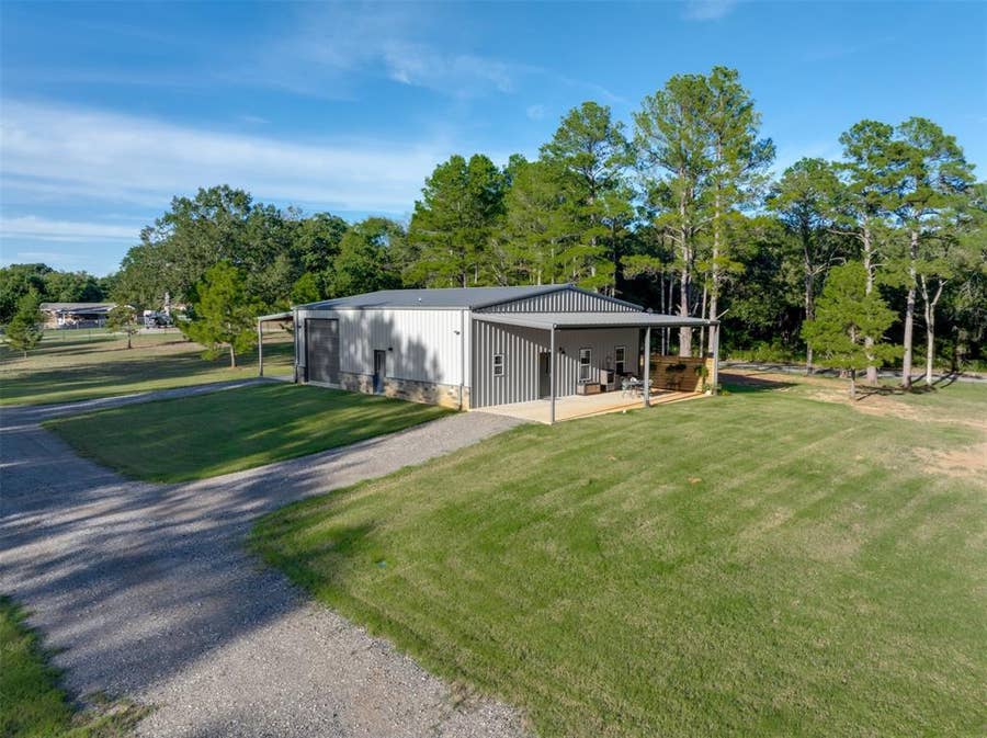 Property photo for 22080 County Road 4117, Frankston, TX