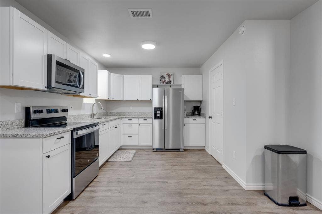 22080 County Road 4117, Frankston, TX 75763
