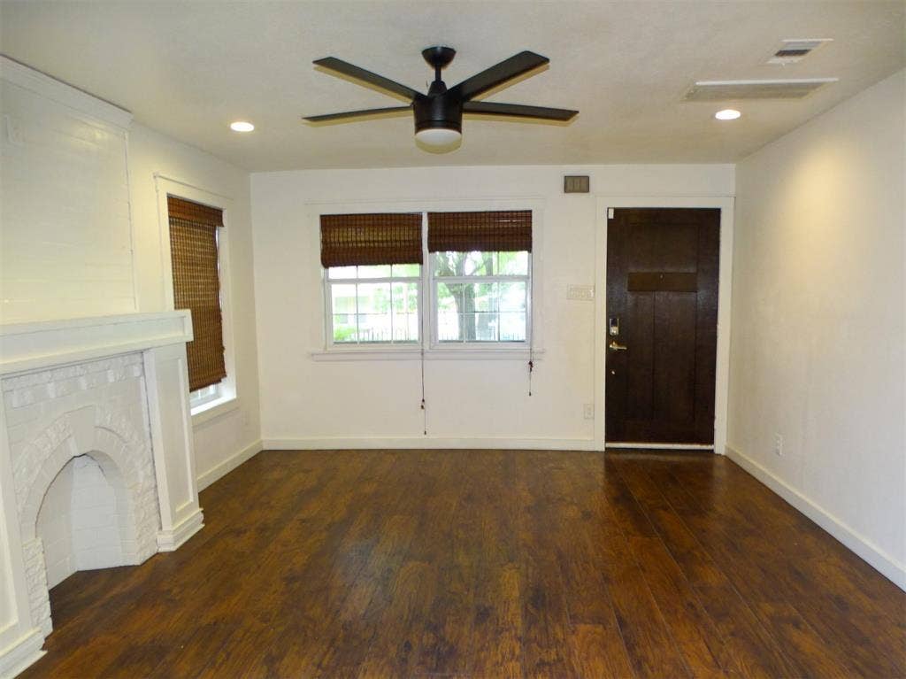 1219 S Waverly Drive, #1, Dallas, TX 75208 1219 S Waverly Drive, #1, Dallas, TX 75208