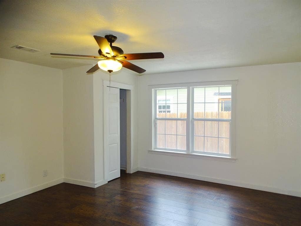 1219 S Waverly Drive, #1, Dallas, TX 75208 1219 S Waverly Drive, #1, Dallas, TX 75208