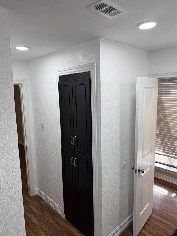 1803 W Jamestown Drive, Ennis, TX 75119 1803 W Jamestown Drive, Ennis, TX 75119