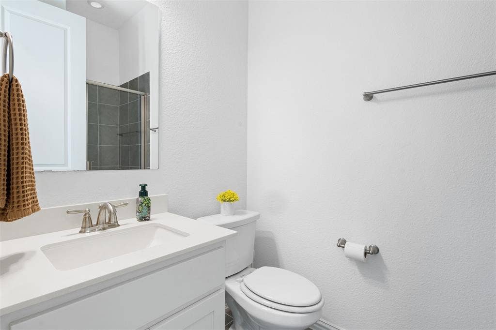 219 Harper Street, Irving, TX 75063