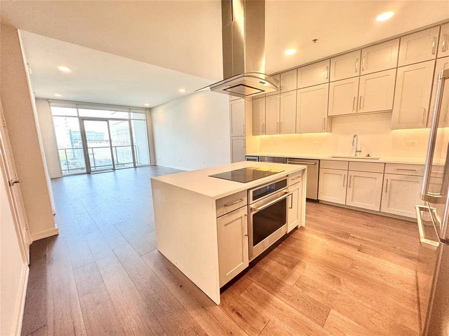 Property photo for 6911 Cowboys Way, #1110, Frisco, TX