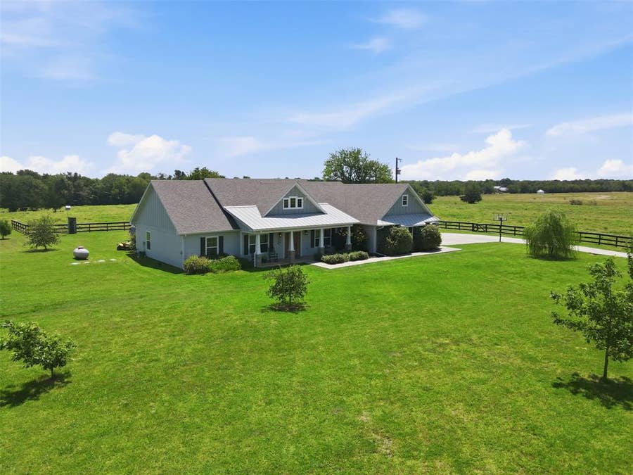Property photo for 3344 County Road 3512, Dike, TX
