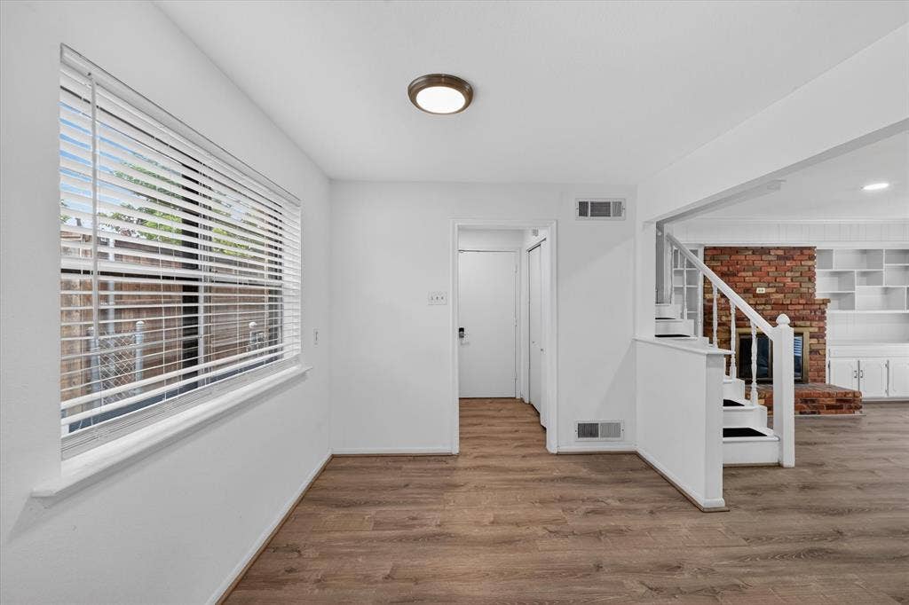 8422 Cadenza Lane, Dallas, TX 75228