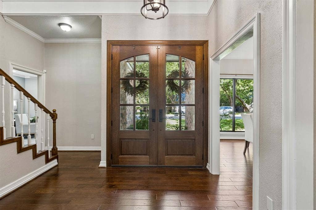 9006 Windy Crest Drive, Dallas, TX 75243