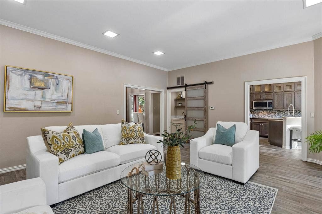 9006 Windy Crest Drive, Dallas, TX 75243