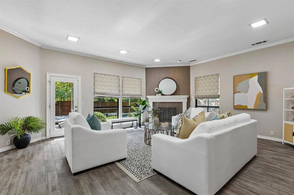 9006 Windy Crest Drive, Dallas, TX 75243