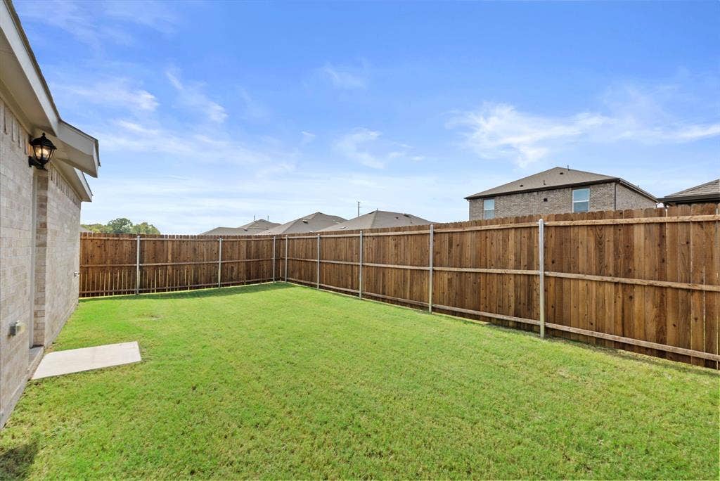 1812 Potomac Lane, Blue Ridge, TX 75424