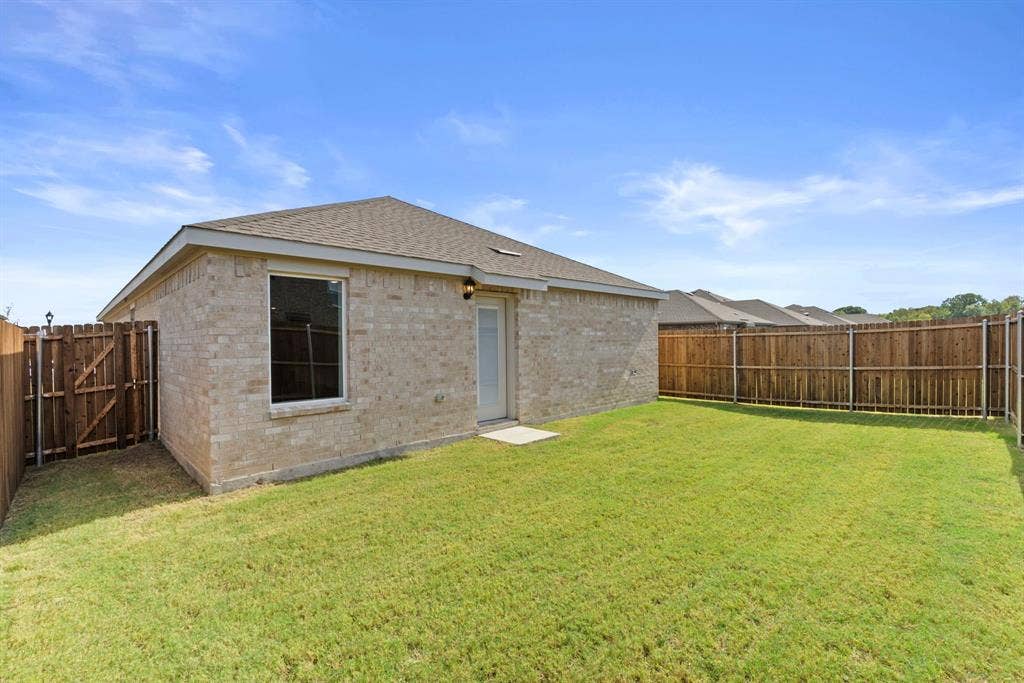 1812 Potomac Lane, Blue Ridge, TX 75424