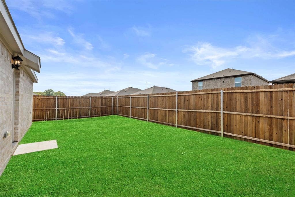 1812 Potomac Lane, Blue Ridge, TX 75424