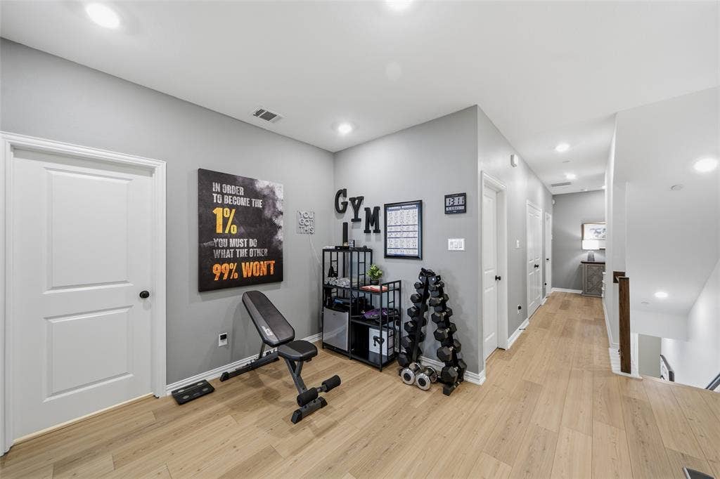 1272 Daybreak Drive, Allen, TX 75013 1272 Daybreak Drive, Allen, TX 75013
