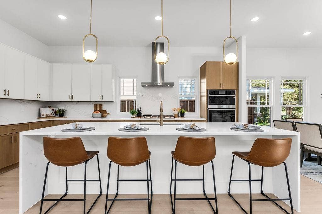 4631 Junius Street, Dallas, TX 75246 4631 Junius Street, Dallas, TX 75246