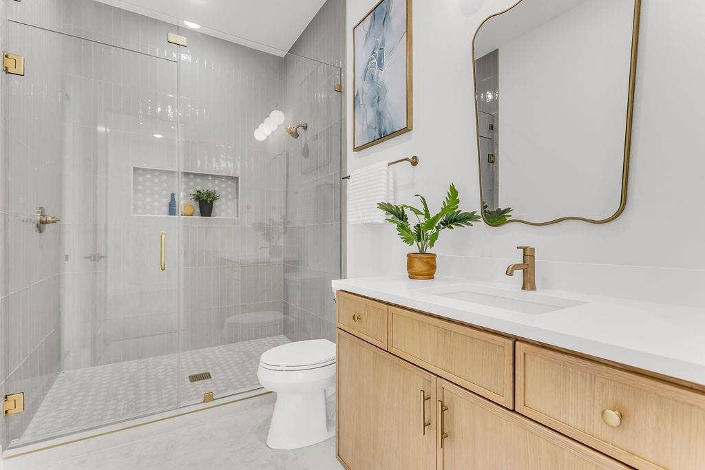4631 Junius Street, Dallas, TX 75246 4631 Junius Street, Dallas, TX 75246