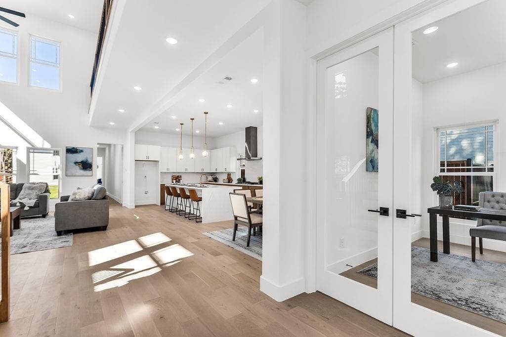 4631 Junius Street, Dallas, TX 75246 private office off the foyer