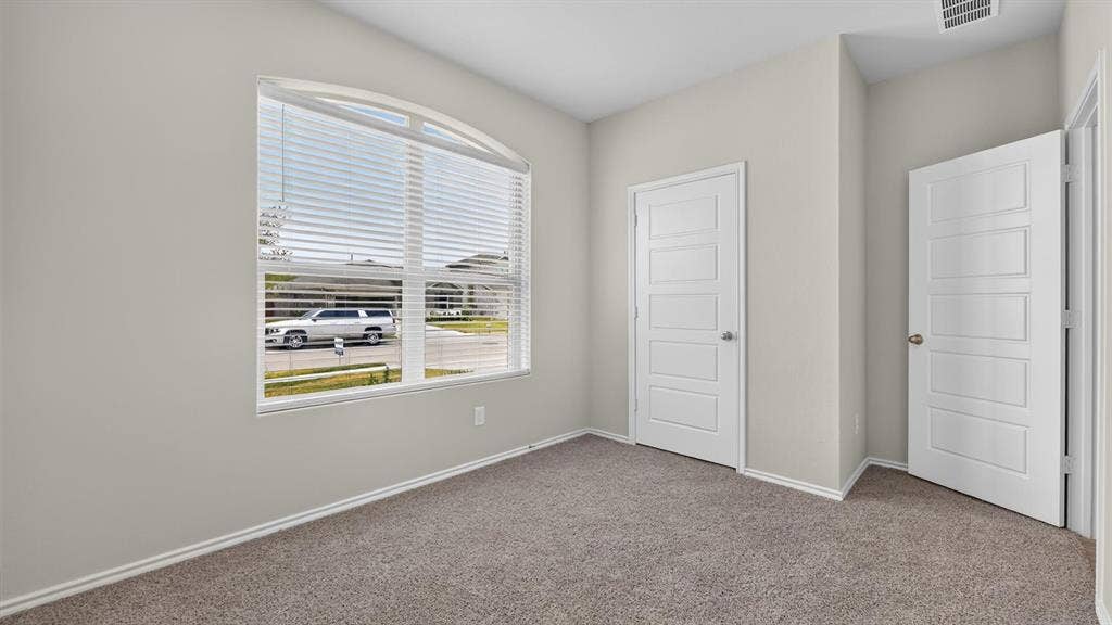 1504 SHELDON Drive, DeSoto, TX 75115