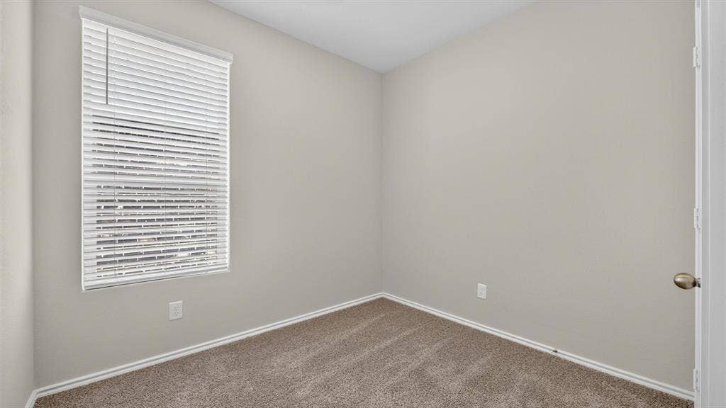 1504 SHELDON Drive, DeSoto, TX 75115