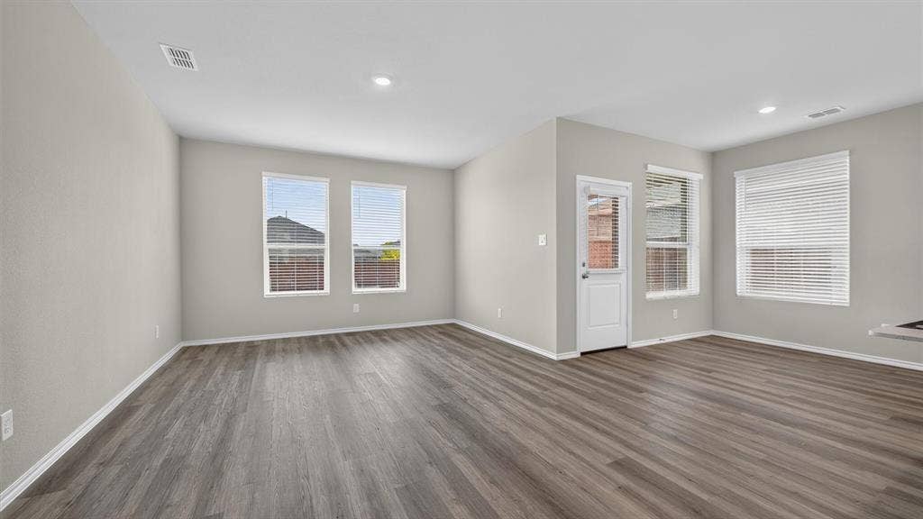 1504 SHELDON Drive, DeSoto, TX 75115