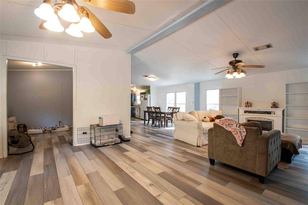 14160 Clark Lane, Wills Point, TX 75169 14160 Clark Lane, Wills Point, TX 75169