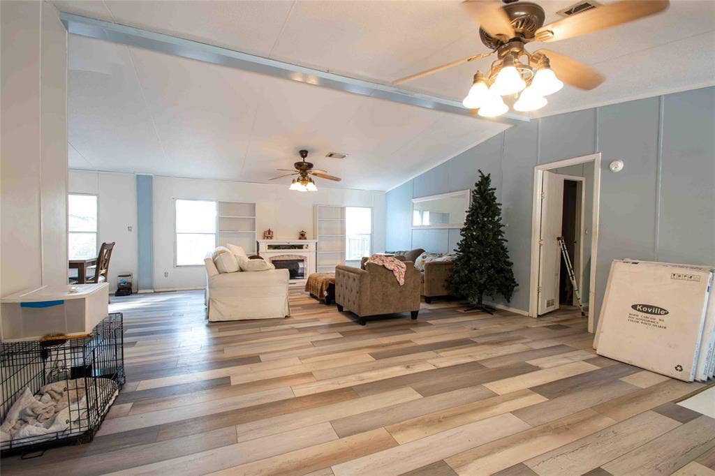 14160 Clark Lane, Wills Point, TX 75169 14160 Clark Lane, Wills Point, TX 75169