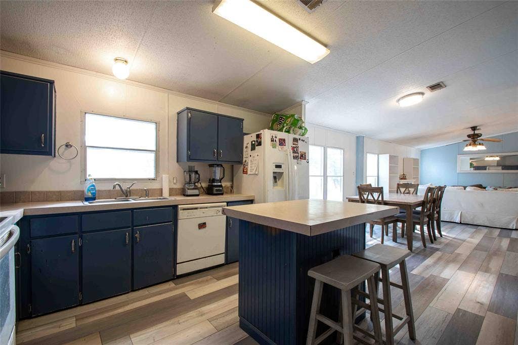 14160 Clark Lane, Wills Point, TX 75169 14160 Clark Lane, Wills Point, TX 75169