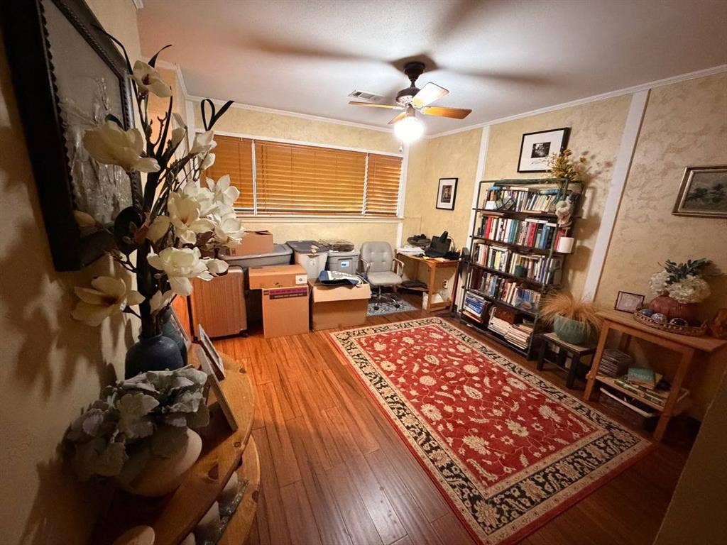 301 San Mateo Court, Irving, TX 75062