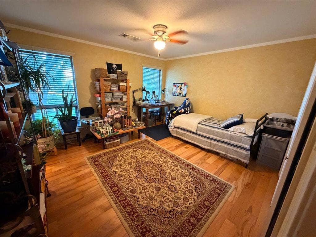 301 San Mateo Court, Irving, TX 75062