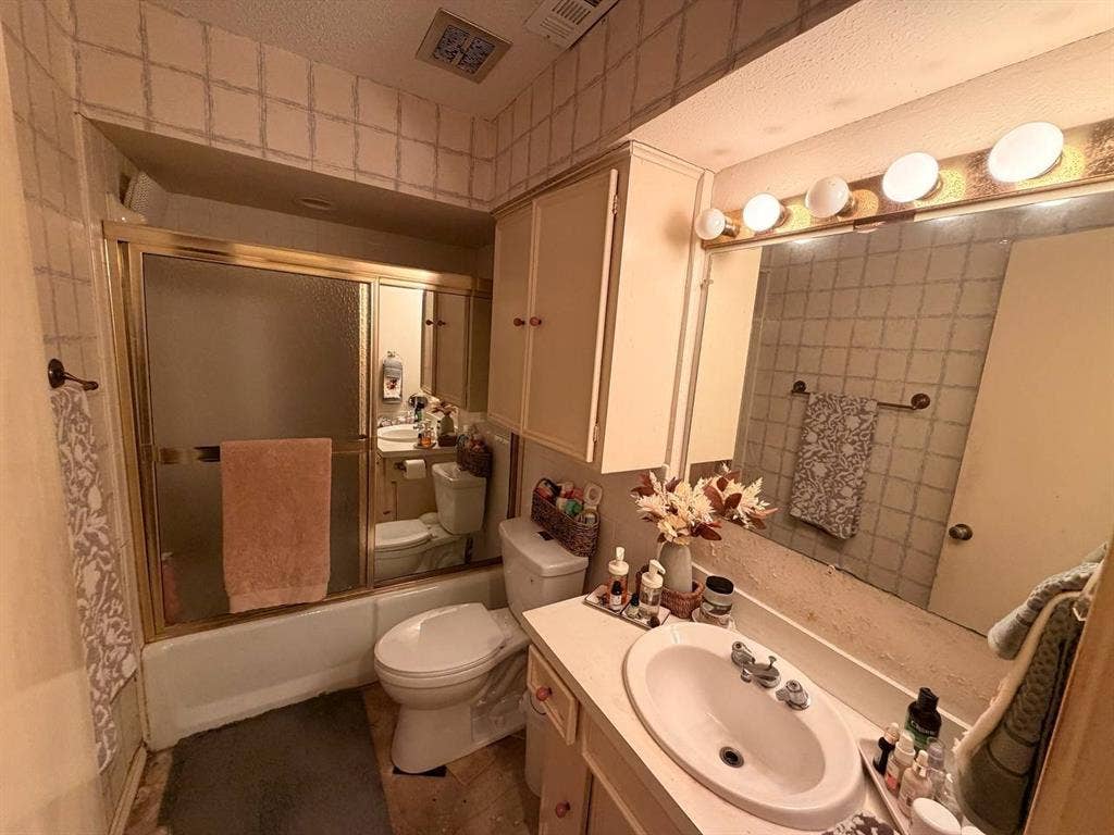 301 San Mateo Court, Irving, TX 75062