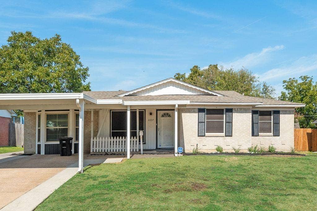 2207 Norma Drive, Mesquite, TX 75149