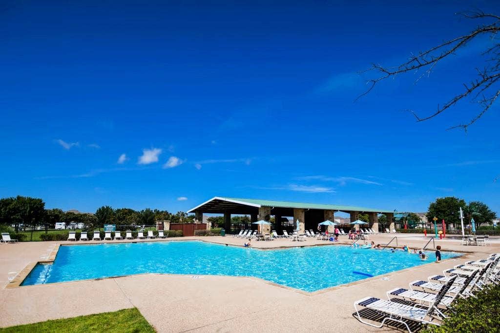 1420 Ganado Drive, Forney, TX 75126