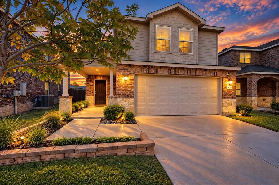 Property photo for 1420 Ganado Drive, Forney, TX