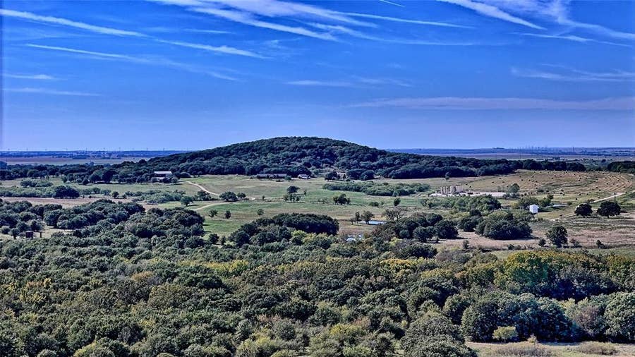 Property photo for TBD Lt 8 Porteza PKWY Road, Bowie, TX
