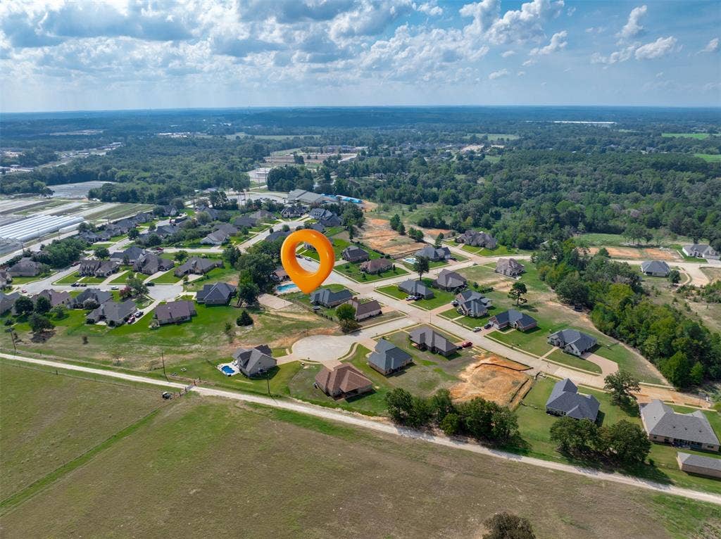 1405 Hannah Circle, Lindale, TX 75771
