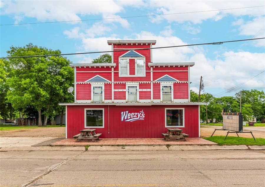 Property photo for 204 W Front Street, Blossom, TX