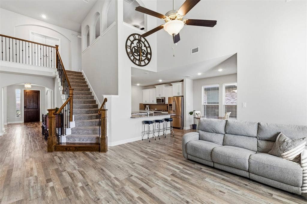 1104 Granger Drive, McKinney, TX 75071 1104 Granger Drive, McKinney, TX 75071