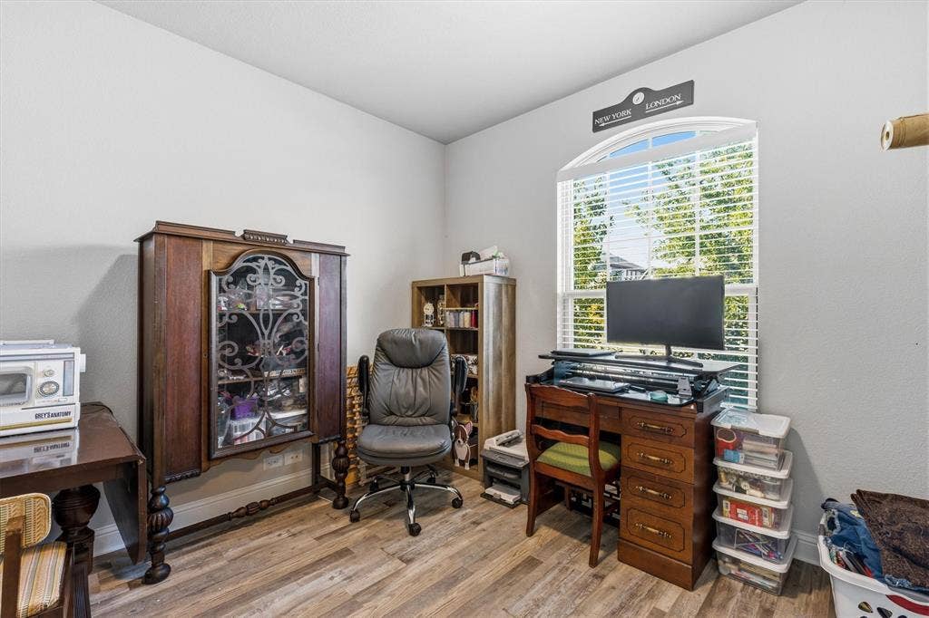 1104 Granger Drive, McKinney, TX 75071 1104 Granger Drive, McKinney, TX 75071