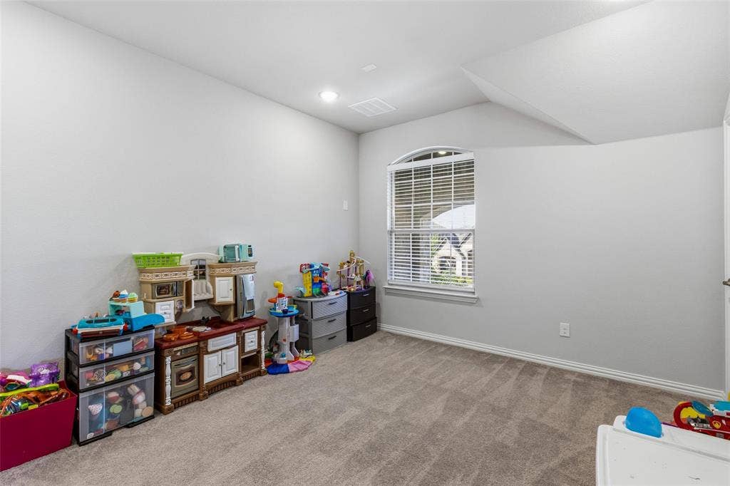 1104 Granger Drive, McKinney, TX 75071 1104 Granger Drive, McKinney, TX 75071
