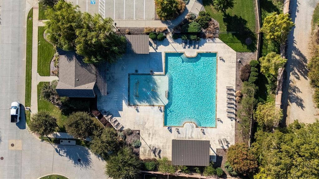 1104 Granger Drive, McKinney, TX 75071 1104 Granger Drive, McKinney, TX 75071