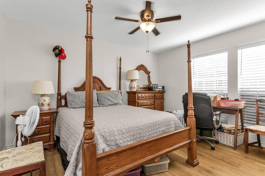 2121 Windy Drive, Garland, TX 75044 2121 Windy Drive, Garland, TX 75044