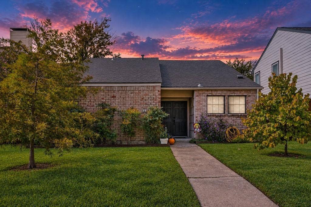 2121 Windy Drive, Garland, TX 75044 2121 Windy Drive, Garland, TX 75044