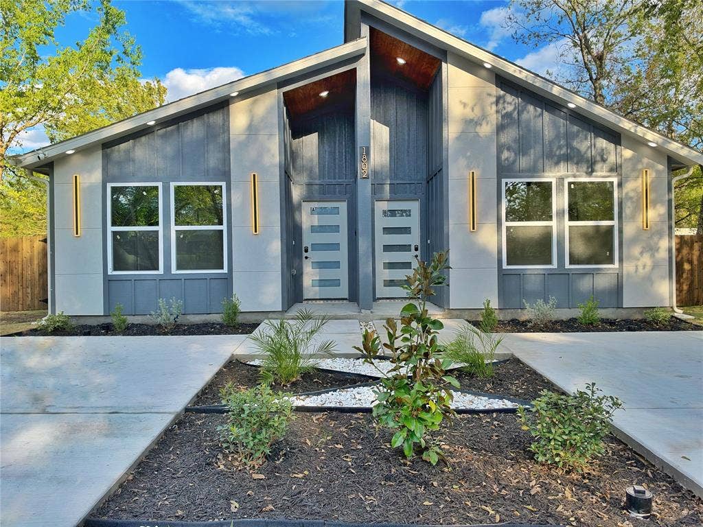 1802 Division Street, #A, Commerce, TX 75428