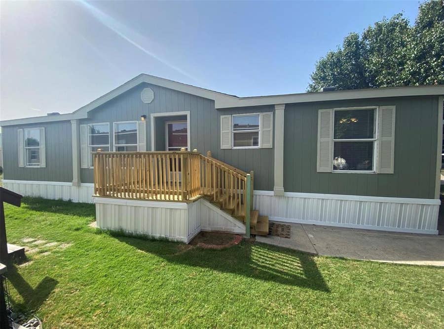 Property photo for 11009 Richardo Lane, Fort Worth, TX