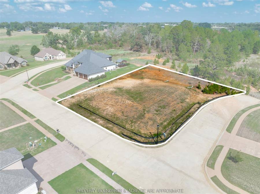 Property photo for 1720 Dylan Lane, Lindale, TX
