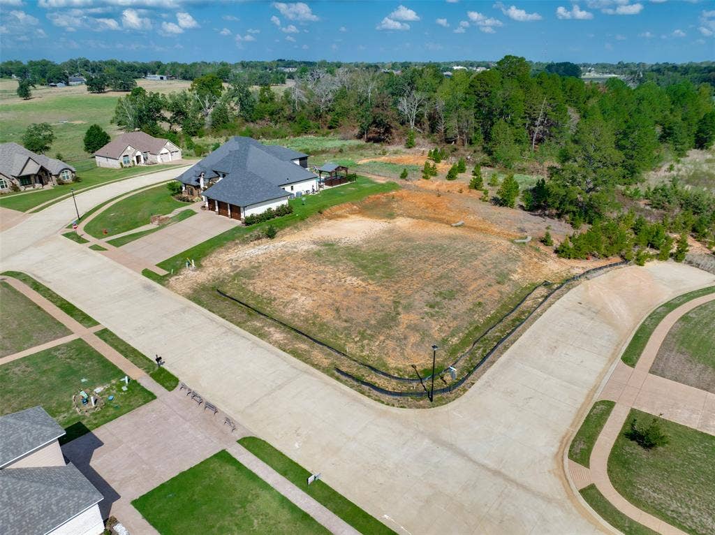 1720 Dylan Lane, Lindale, TX 75771